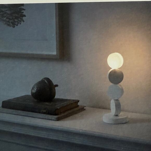 IKEA STRALA LED decorative table lamp, battery operated white, 8 5/8 " - Picture 2 of 4